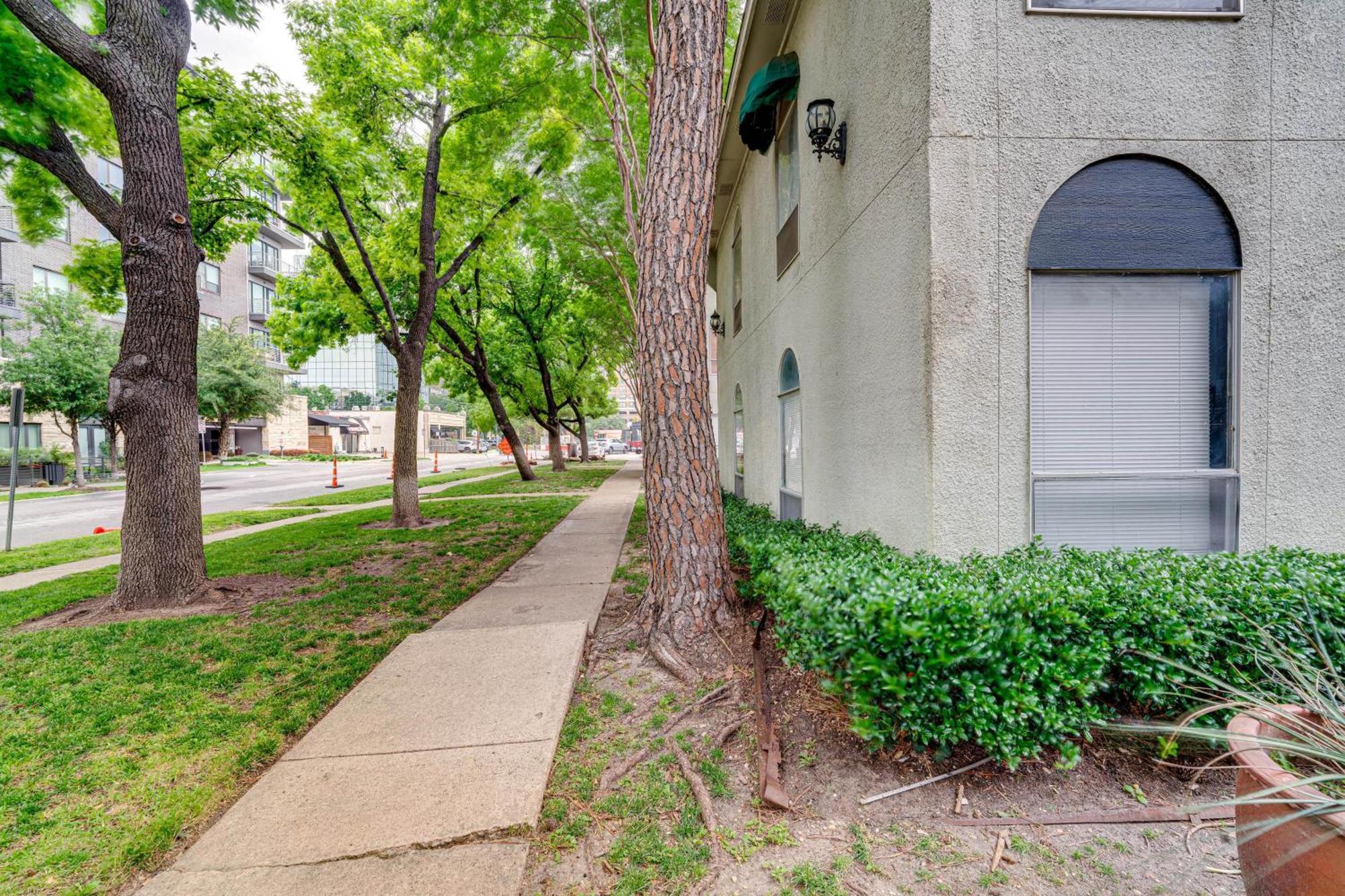 Dallas Condo Walk To Katy Trail, Dining And Shops Exterior photo